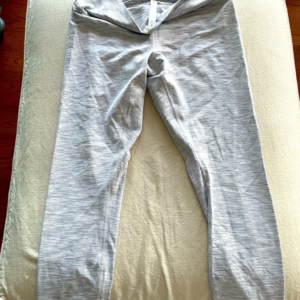 Lulu Lemon woman’s leggings